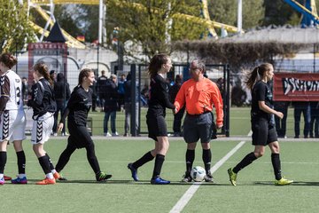 Bild 9 - B-Juniorinnen St.Pauli - C-Juniorinnen SV Steinhorst : Ergebnis: 1:2